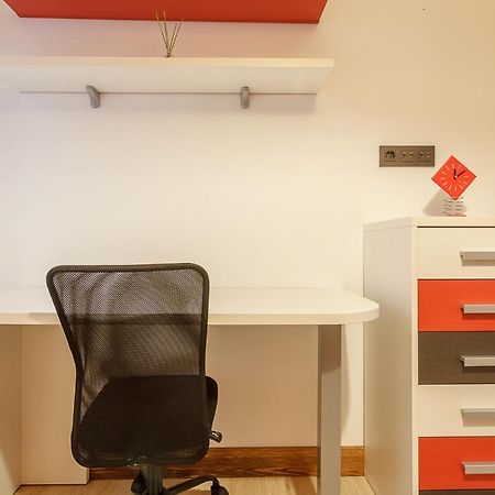 Fika, Vivienda Turistica Urbana Con Wifi Apartment Bilbao Ngoại thất bức ảnh