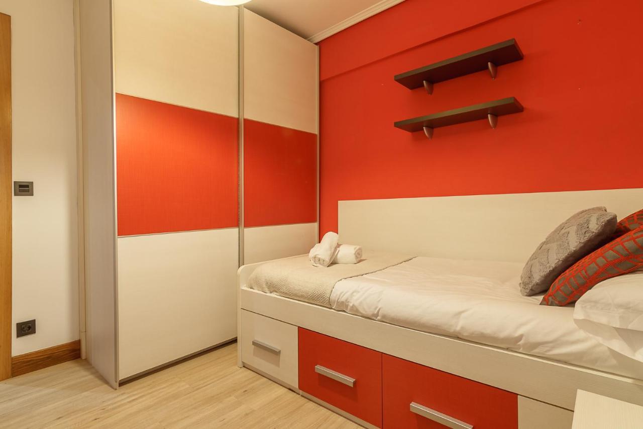 Fika, Vivienda Turistica Urbana Con Wifi Apartment Bilbao Ngoại thất bức ảnh